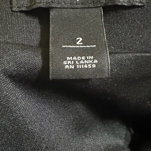 White House Black Market Black Cocktail Evening Wedding Guest Dress size 2 - Picture 4 of 4